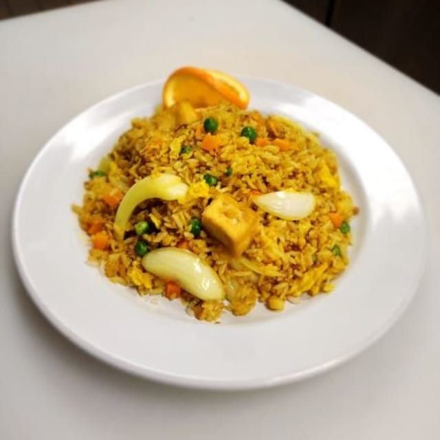 F4. Curry Fried Rice.