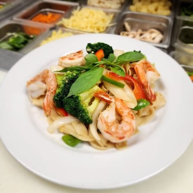 N3. Drunken Noodles.